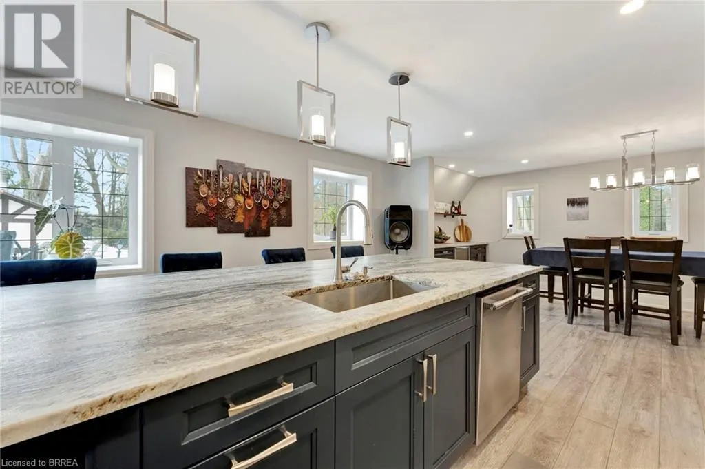 26 EVERGREEN HILL Road