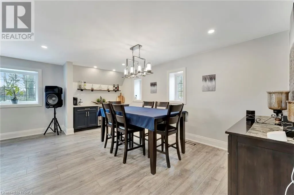 26 EVERGREEN HILL Road