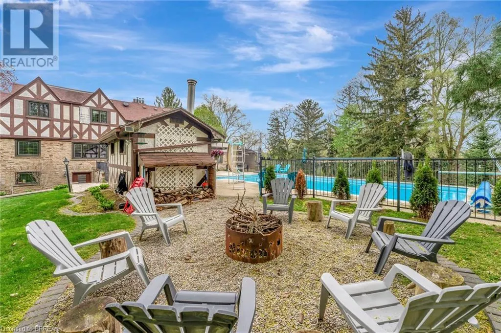 26 EVERGREEN HILL Road