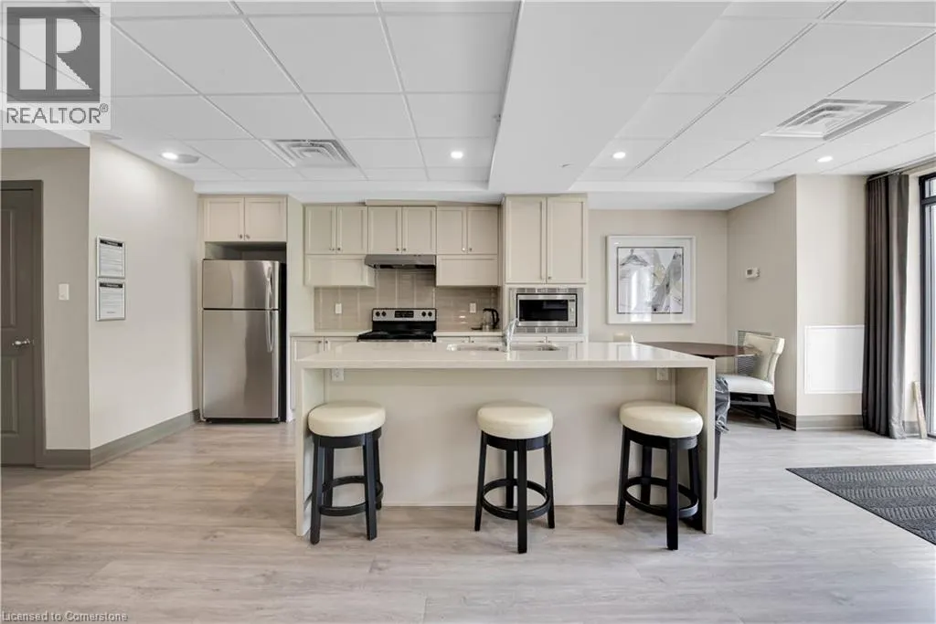 125 SHOREVIEW Place Unit# 103, #103
