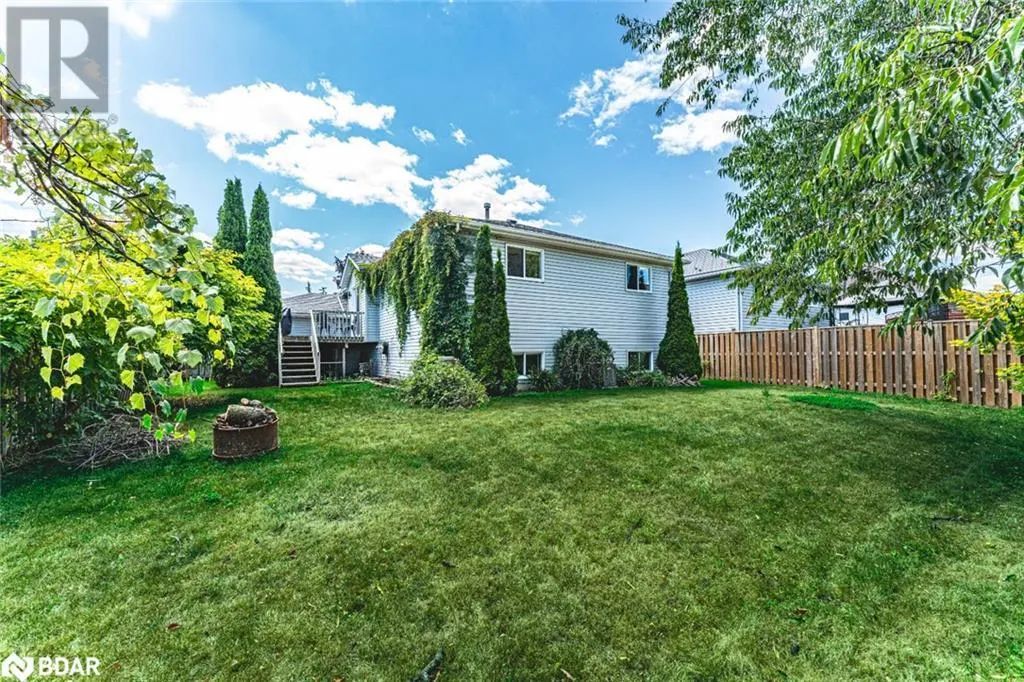4 MAPLETON Avenue