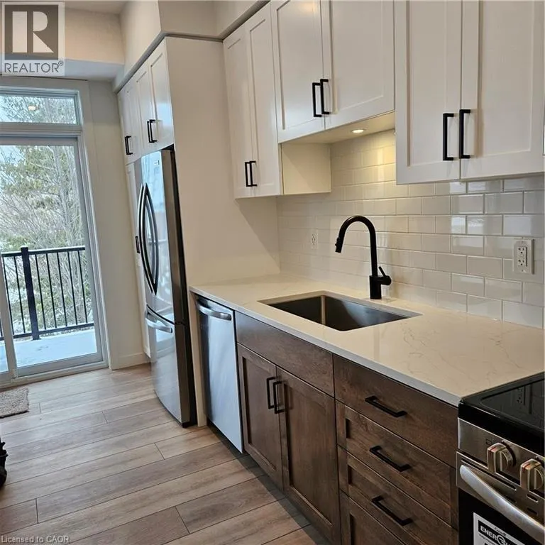 824 WOOLWICH Street Unit# 164, #164