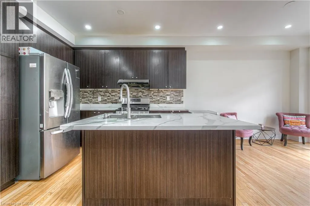 722 MEGSON Terrace