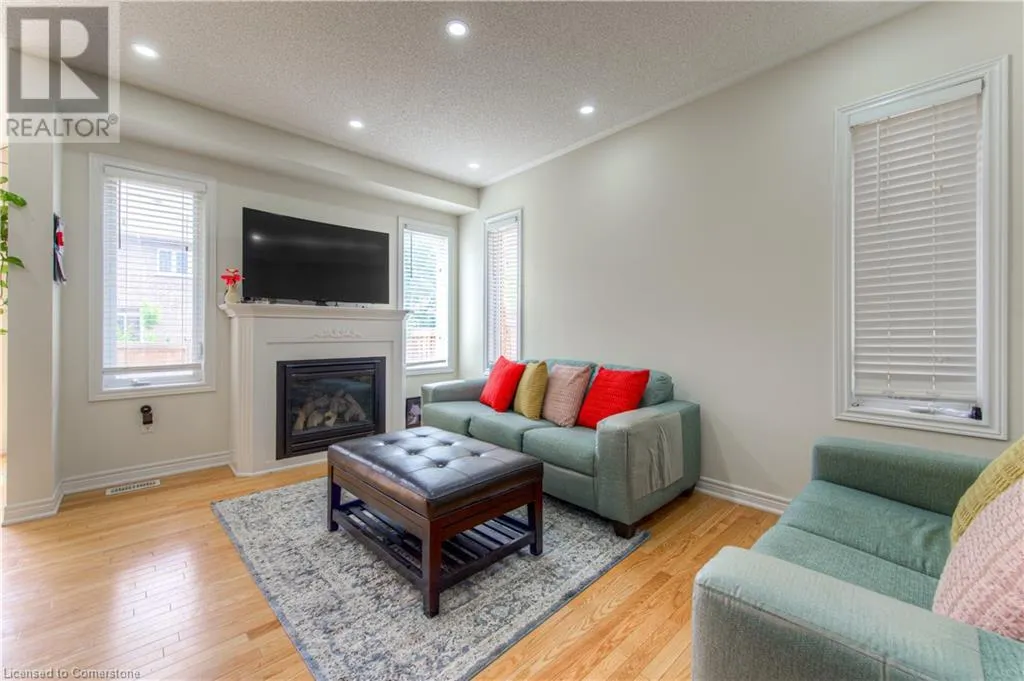 722 MEGSON Terrace