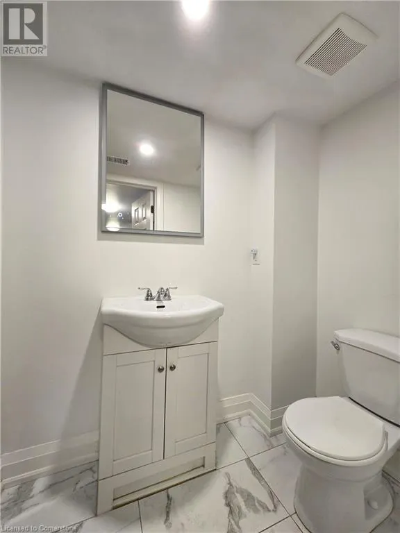 1 ROBINSON Street N Unit# MAIN FLR, #MAIN FLR
