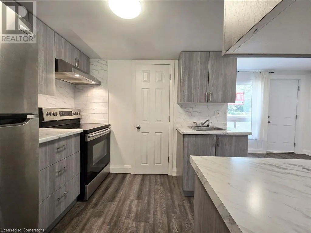 1 ROBINSON Street N Unit# MAIN FLR, #MAIN FLR