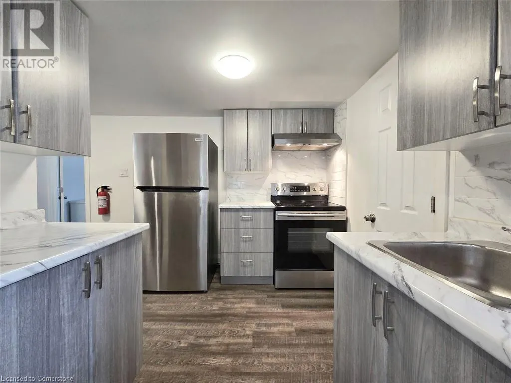 1 ROBINSON Street N Unit# MAIN FLR, #MAIN FLR