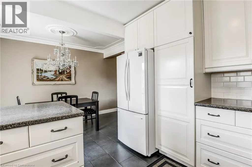 235 BRONTE Street S Unit# 69, #69