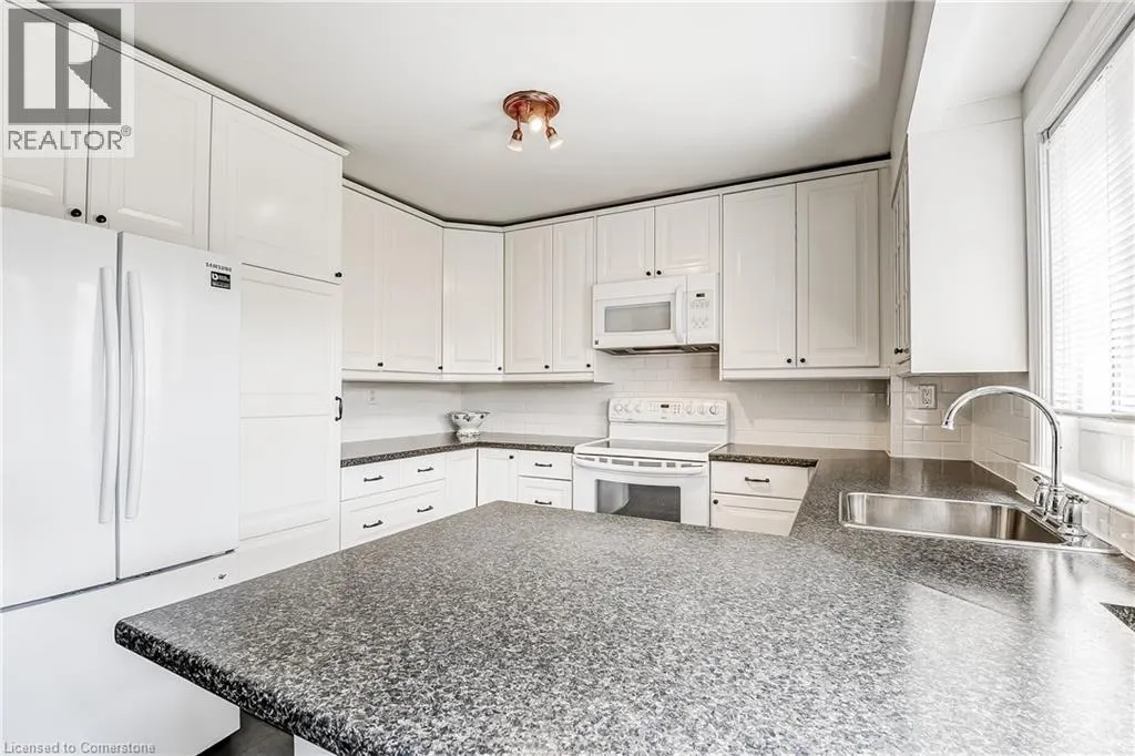235 BRONTE Street S Unit# 69, #69