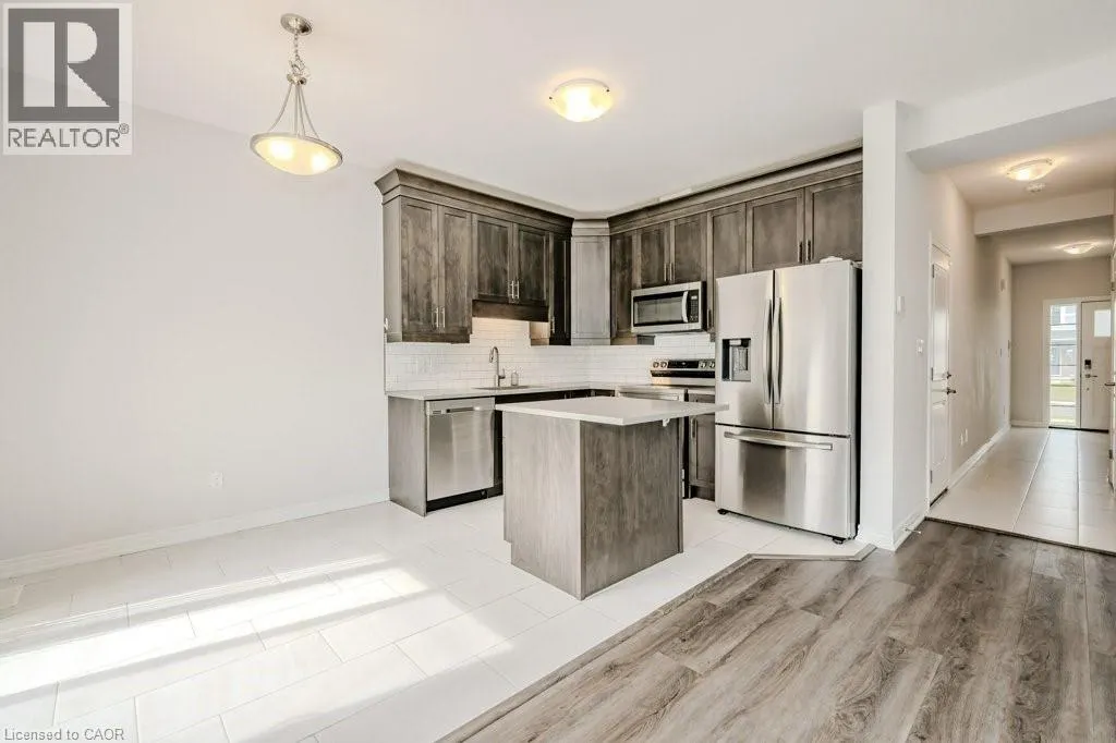 121 SUNFLOWER Place