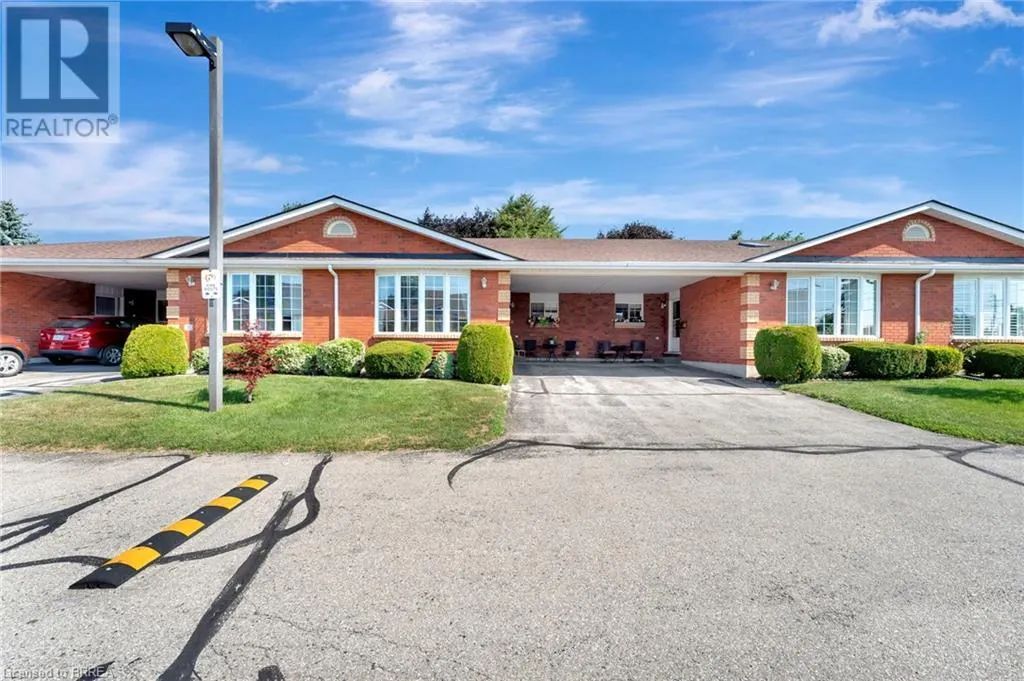20 COURTLAND Drive Unit# 9, #9