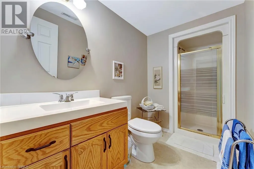 20 COURTLAND Drive Unit# 9, #9