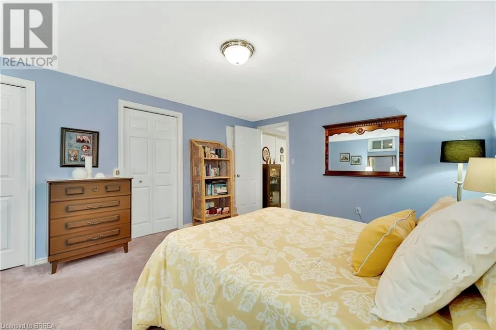 20 COURTLAND Drive Unit# 9, #9