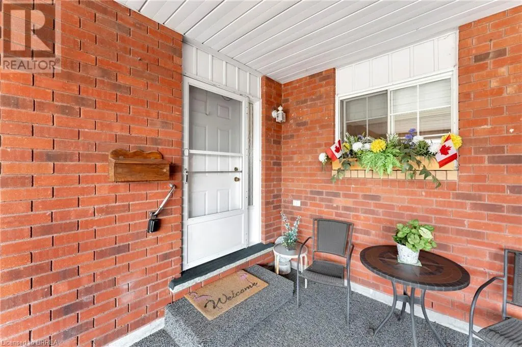 20 COURTLAND Drive Unit# 9, #9