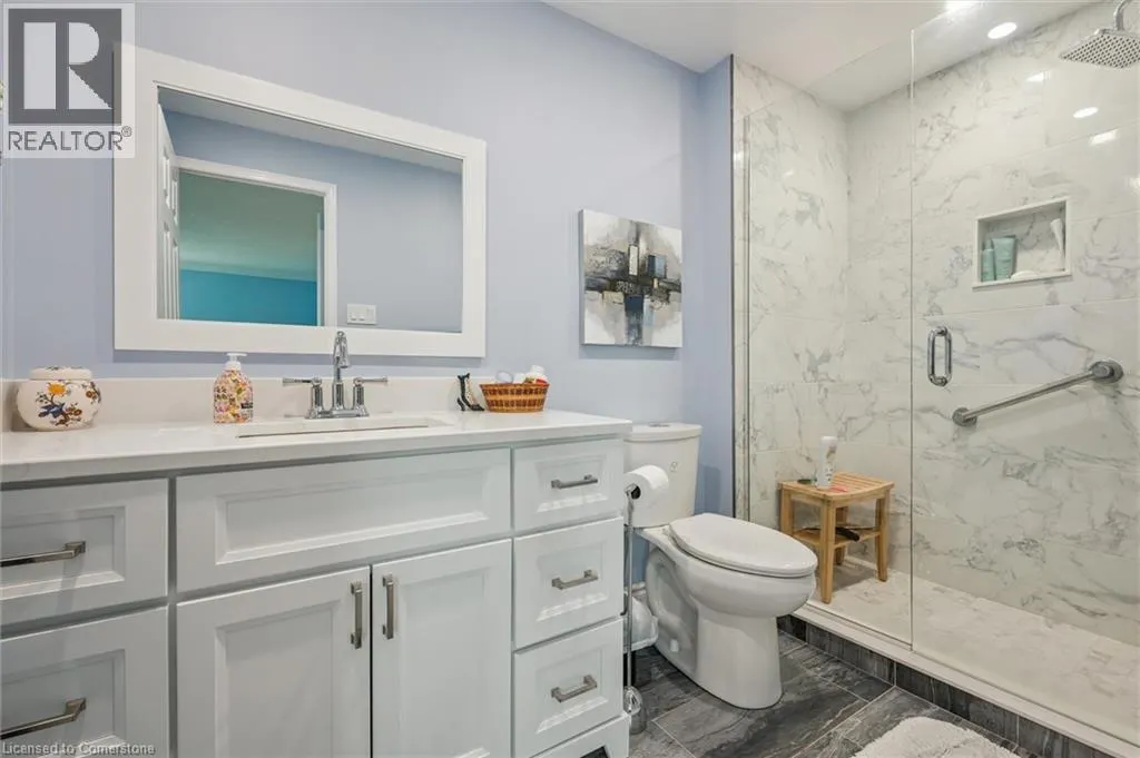 488 BEECHWOOD Drive Unit# 4, #4