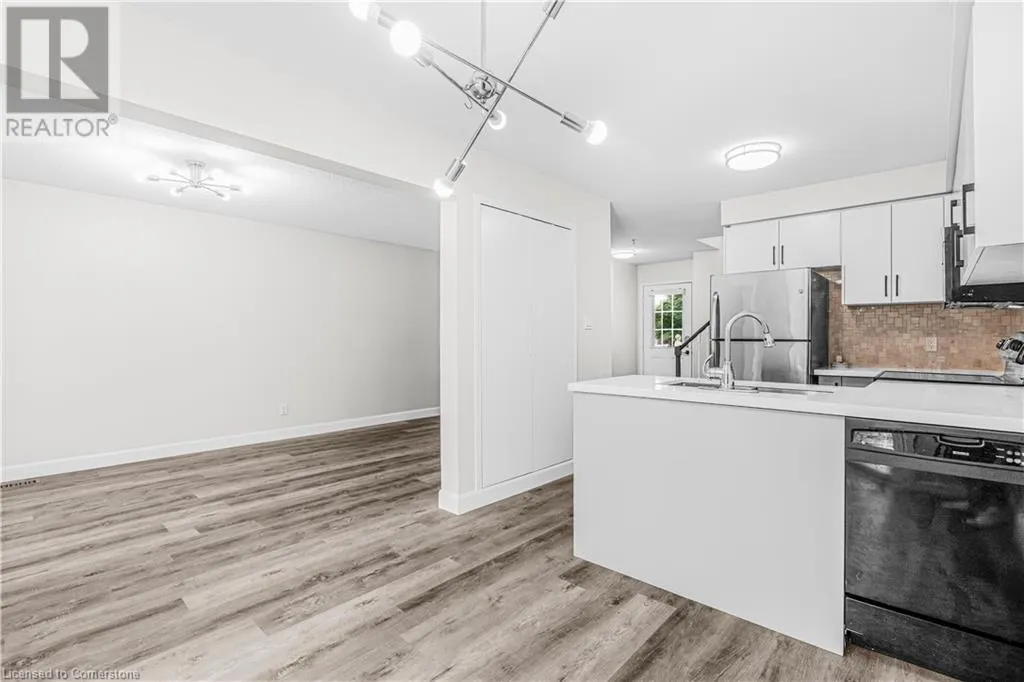 234 INGLIS Street