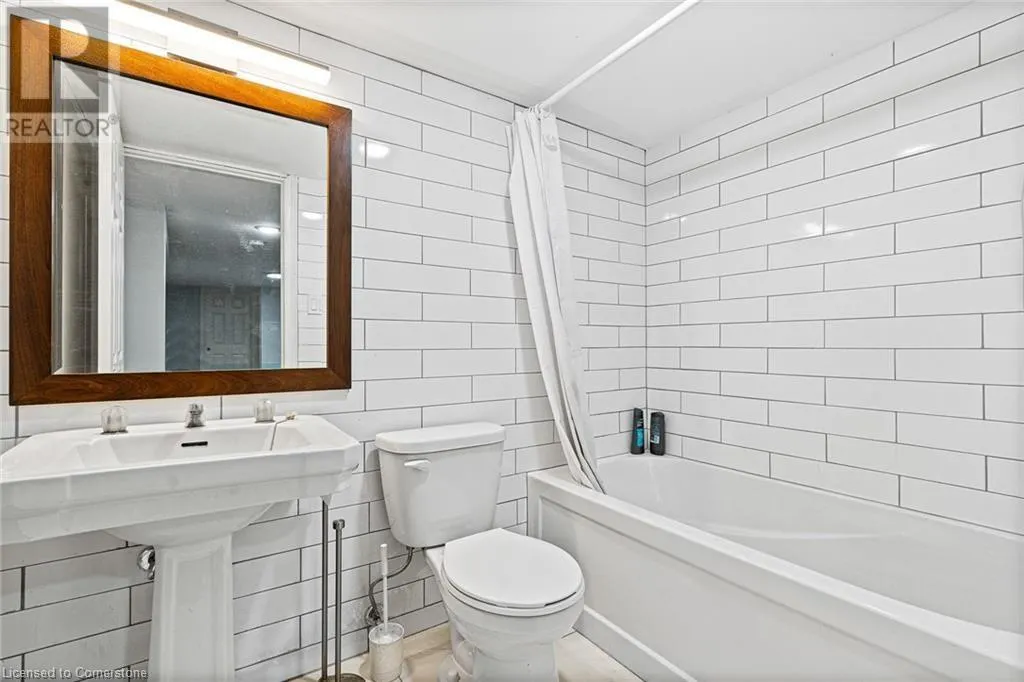 159 BEECH Street Unit# lower, #lower