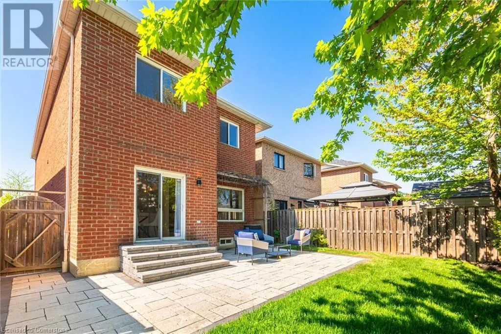 514 HUNTINGTON RIDGE Drive