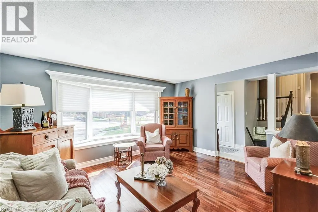 5203 BROUGHTON Crescent