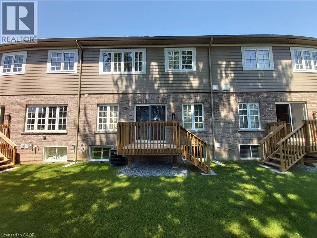 44 WINDSOR Circle