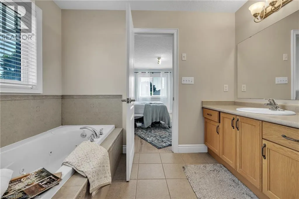 10 WESTVIEW Court