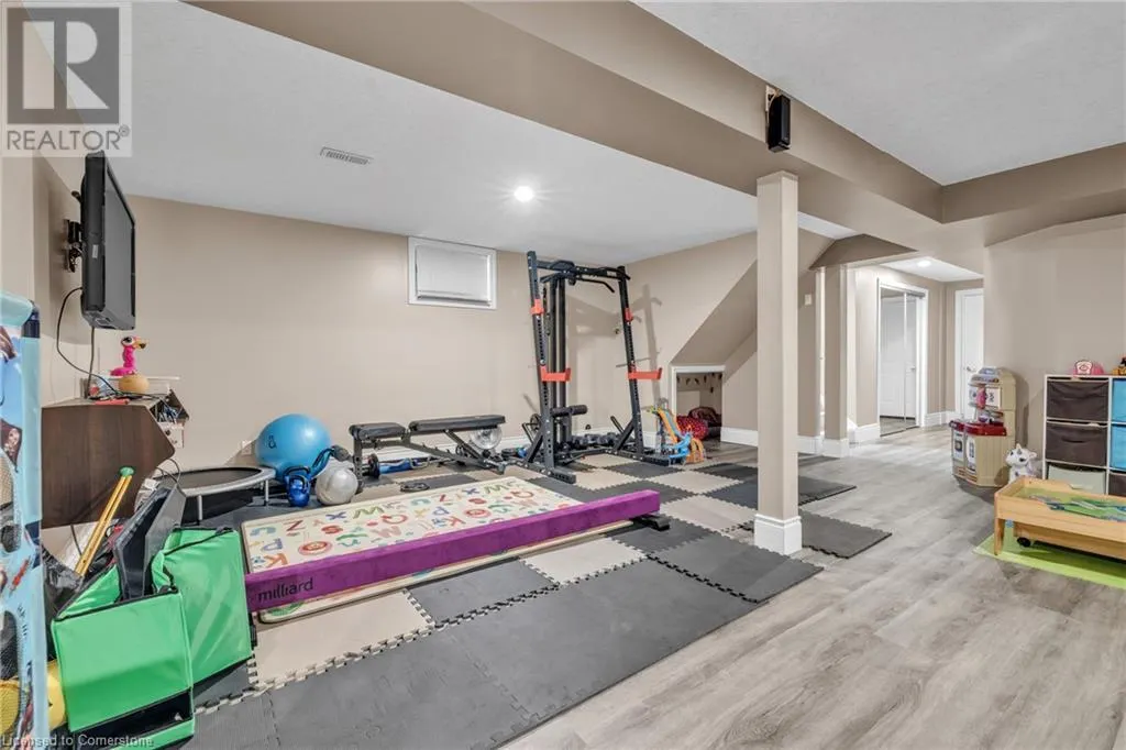10 WESTVIEW Court