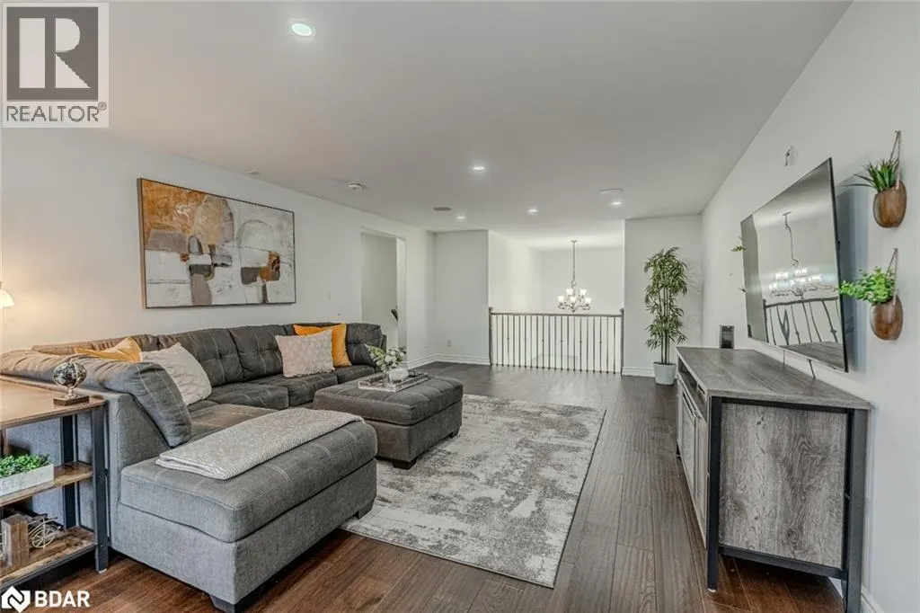 38 WINDERMERE Circle