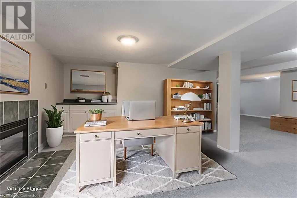 1352 WINTERBERRY Drive