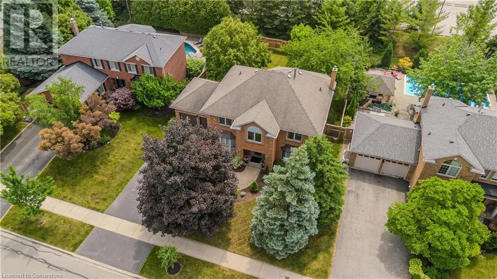 1352 WINTERBERRY Drive