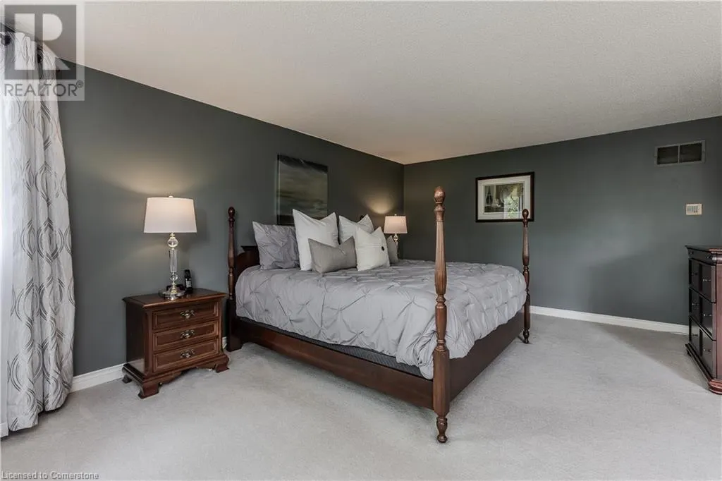 1352 WINTERBERRY Drive
