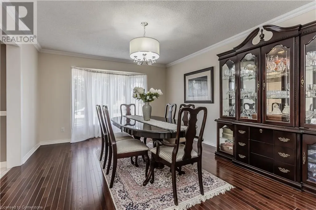 1352 WINTERBERRY Drive