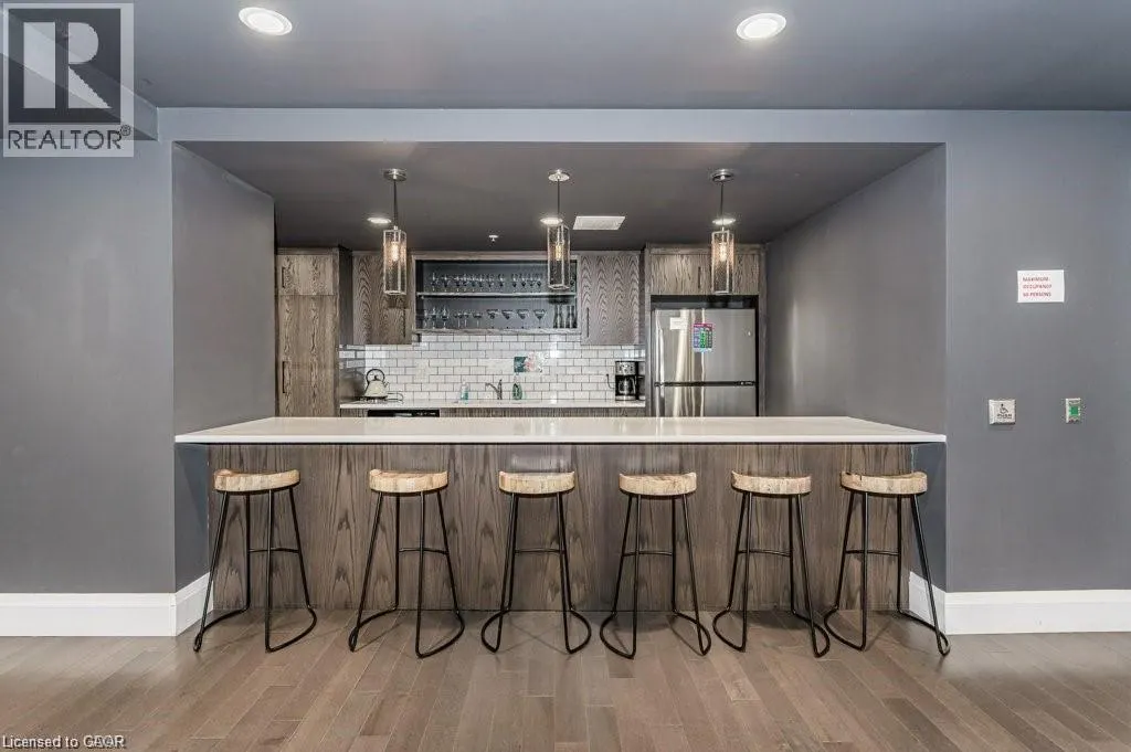 63 ARTHUR Street S Unit# 804, #804