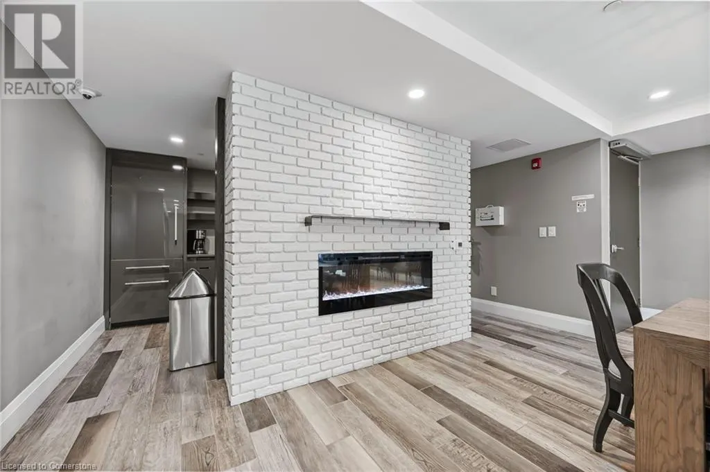 63 ARTHUR Street S Unit# 804, #804