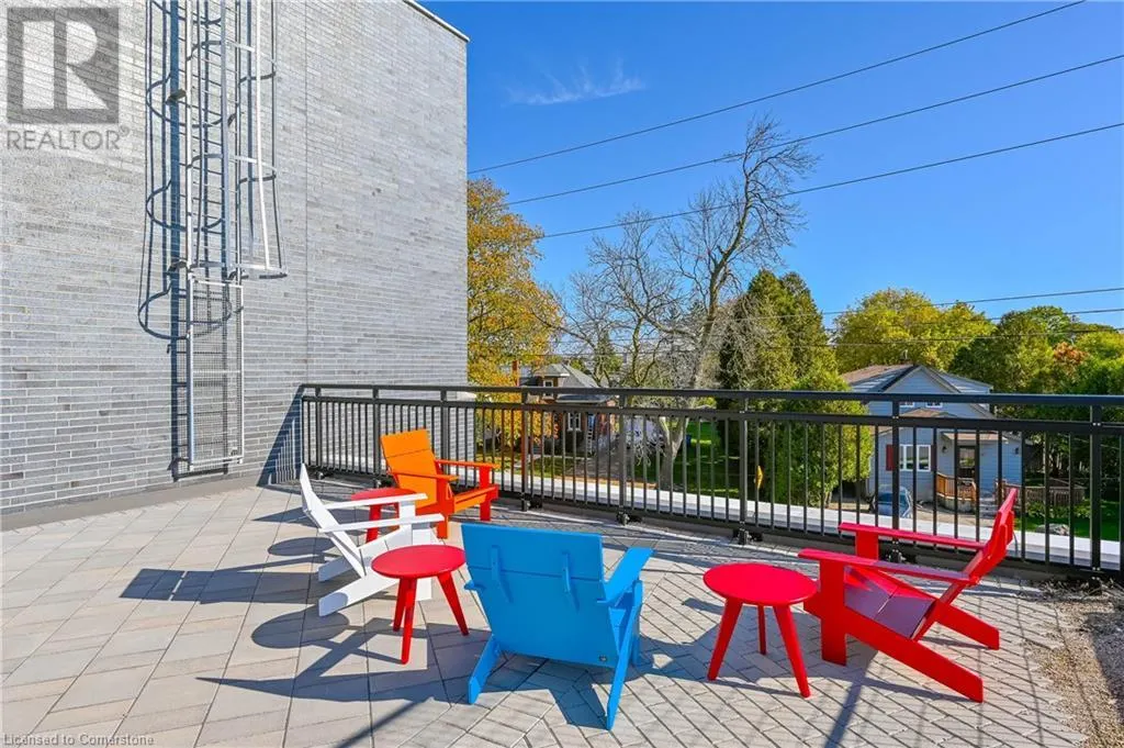 63 ARTHUR Street S Unit# 804, #804
