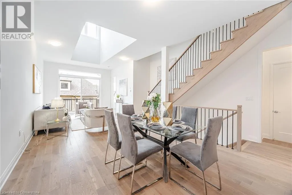 8 LOIS TORRANCE Trail