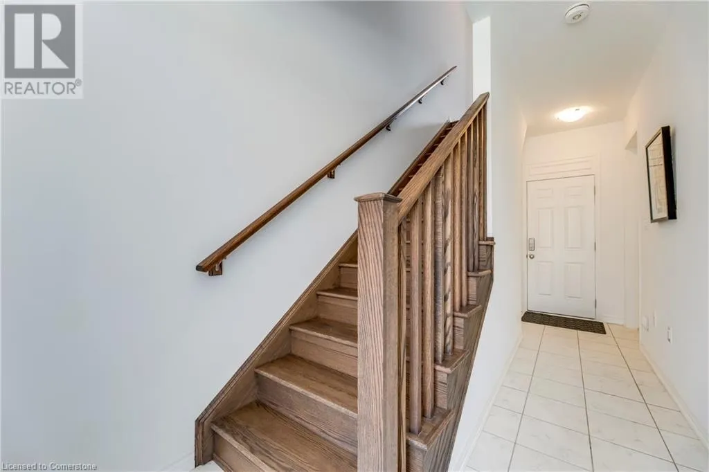 82 HUGUENOT Road