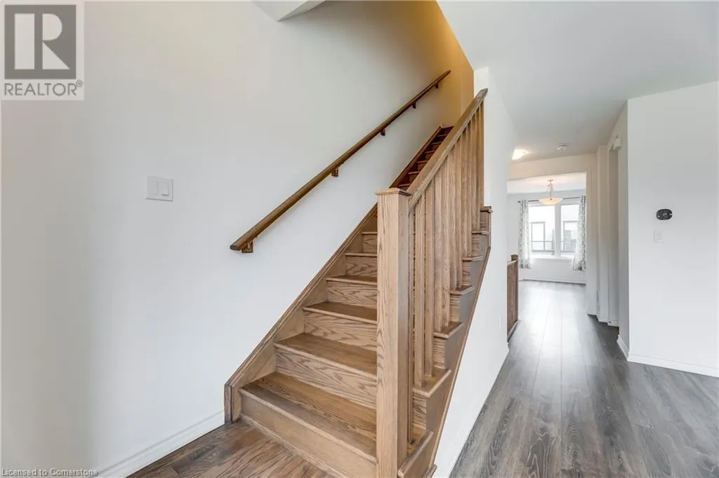 82 HUGUENOT Road
