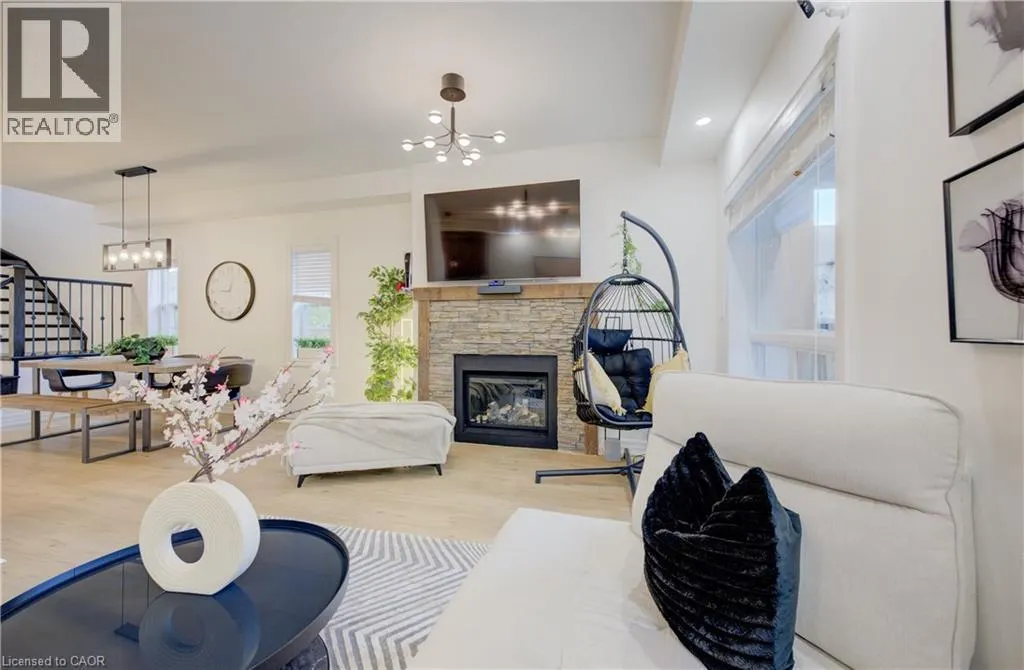 275 FALCONRIDGE Drive
