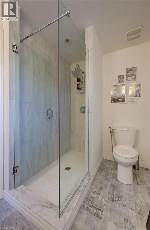 275 FALCONRIDGE Drive