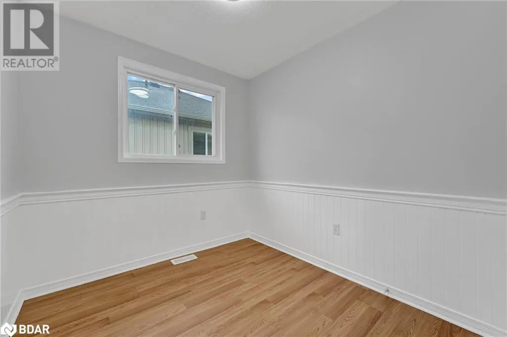 27 ADMIRAL Crescent