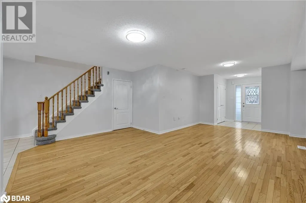 27 ADMIRAL Crescent