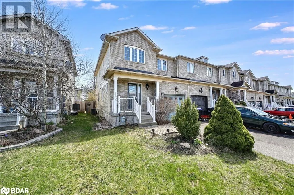 27 ADMIRAL Crescent