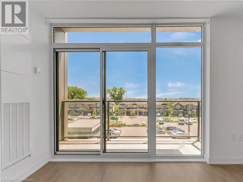 450 DUNDAS Street Unit# 319, #319