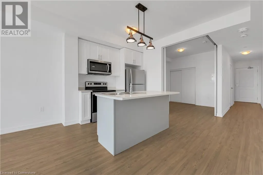 450 DUNDAS Street Unit# 319, #319
