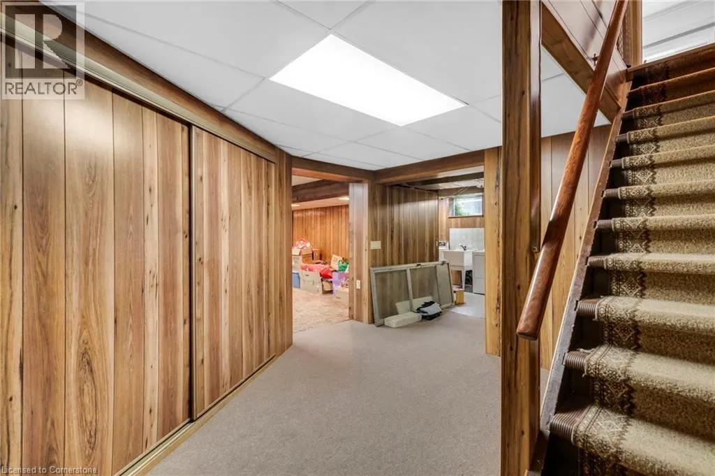 265 FIDDLERS GREEN Road
