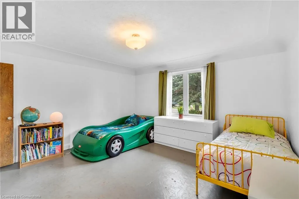 265 FIDDLERS GREEN Road