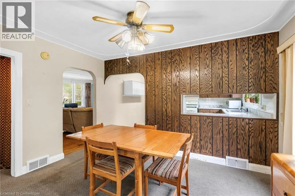 265 FIDDLERS GREEN Road