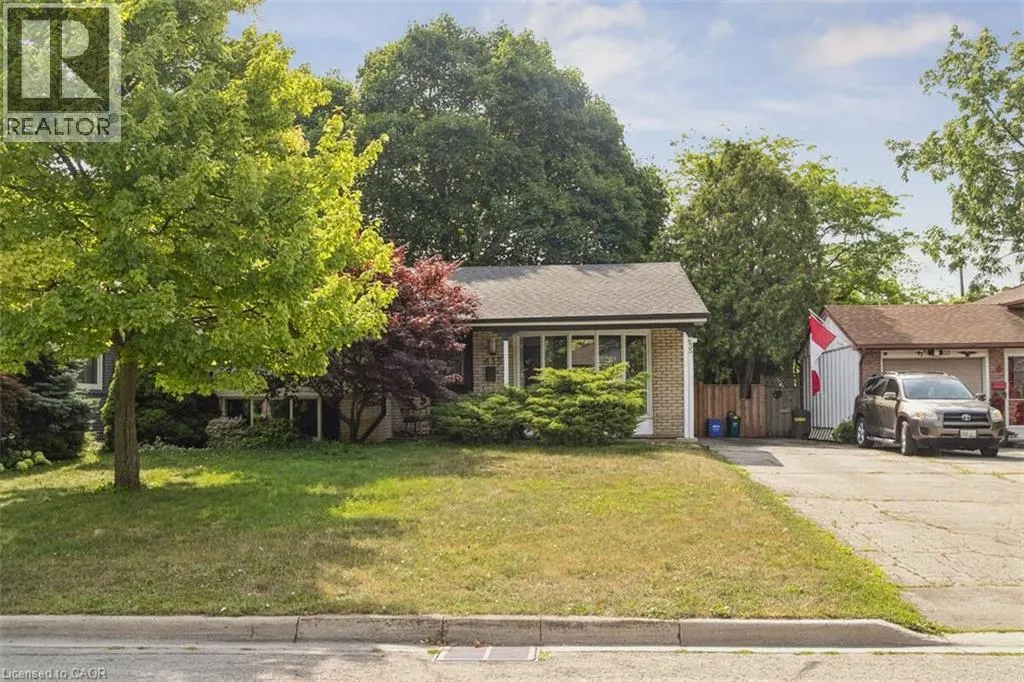 635 BRIDLE Wood
