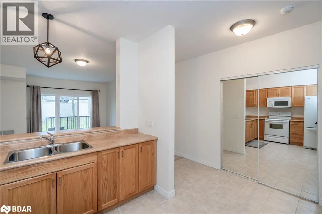 19B YONGE Street N Unit# 103, #103