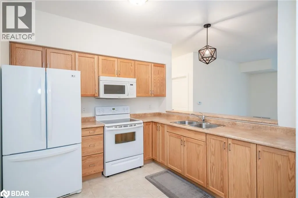 19B YONGE Street N Unit# 103, #103